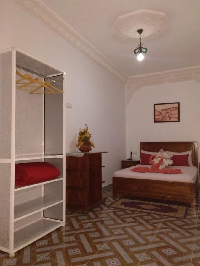 Riad Ларач Екстер'єр фото