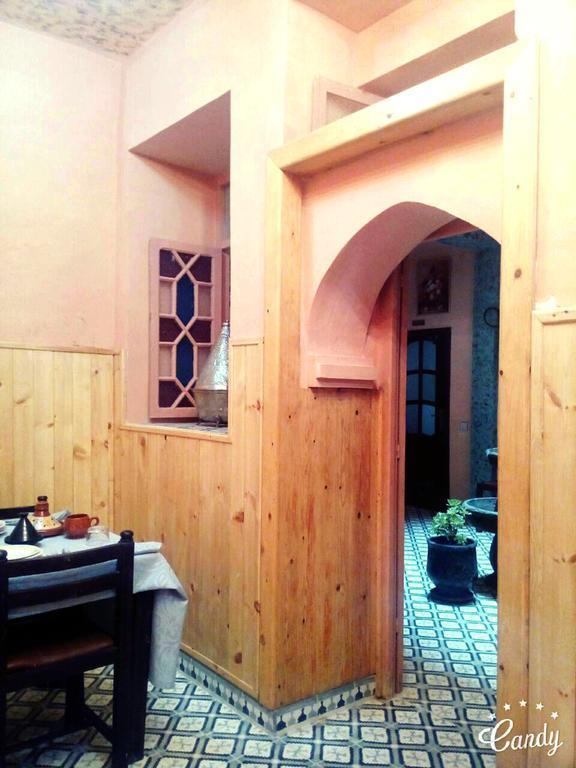 Riad Ларач Екстер'єр фото